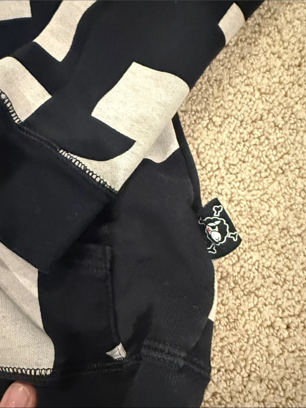 nununu comfortable black